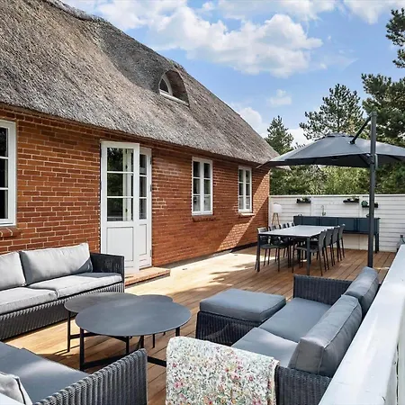 2805-romo-a-hveyselsvej-8 Semesterbostad *